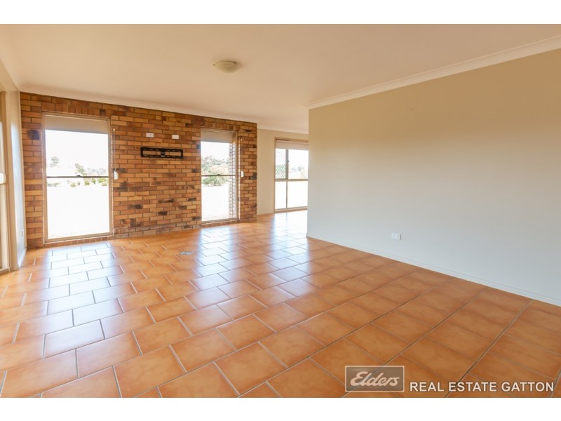 12 Anna Court, Placid Hills QLD 4343