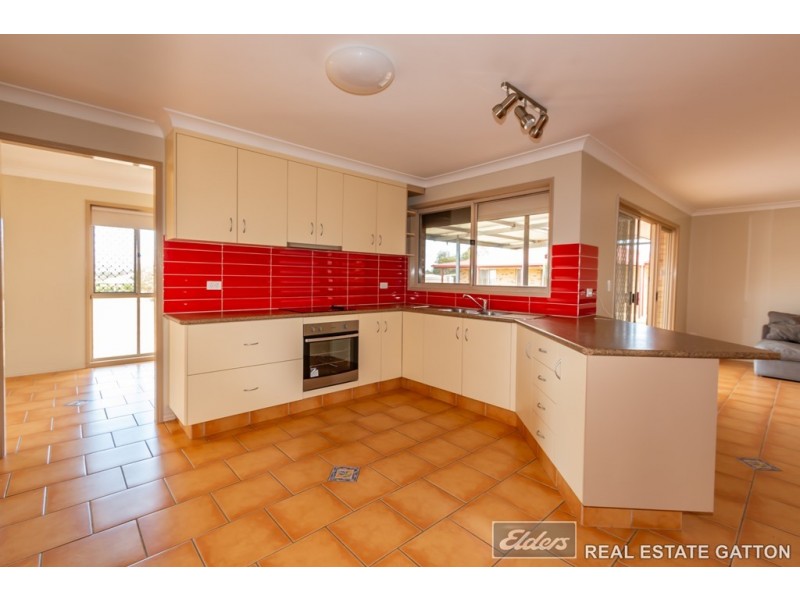 12 Anna Court, Placid Hills QLD 4343