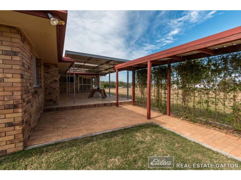 12 Anna Court, Placid Hills QLD 4343