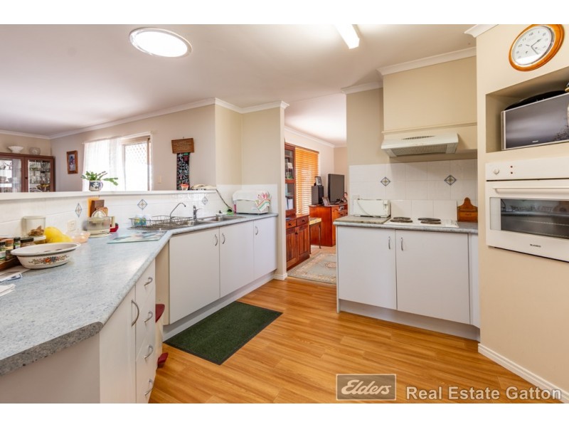 6 Nathan Court, Plainland QLD 4341