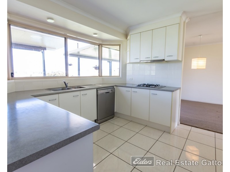 14 Continental Court, Gatton QLD 4343