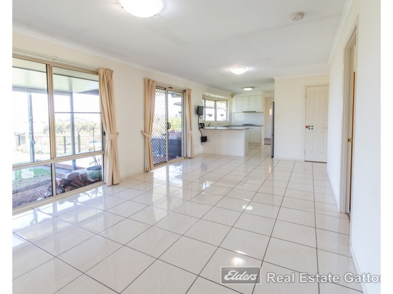 14 Continental Court, Gatton QLD 4343