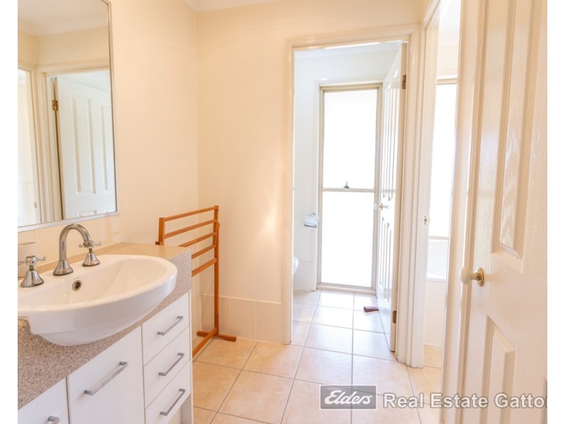 14 Continental Court, Gatton QLD 4343