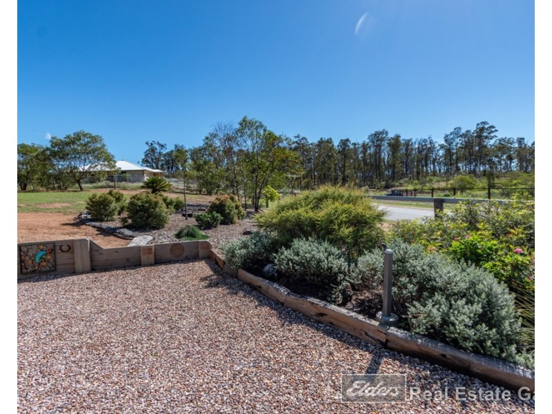 12 Wilkinson Place, Grantham QLD 4347
