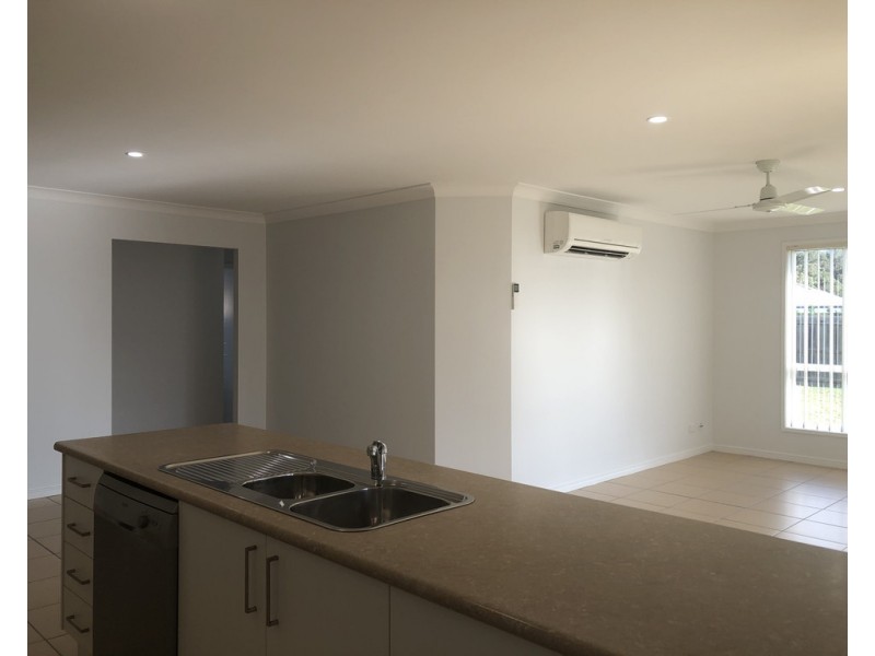 89 DOUGLAS MCINNES DRIVE, Laidley QLD 4341