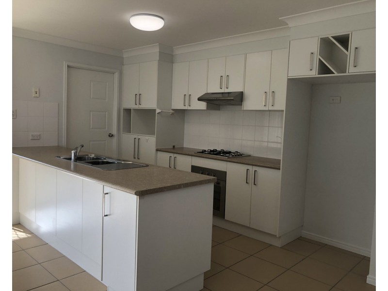 89 DOUGLAS MCINNES DRIVE, Laidley QLD 4341