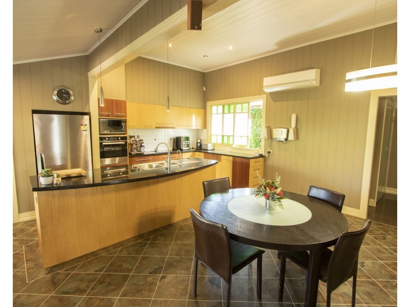 6 HERBERT STREET, Laidley QLD 4341