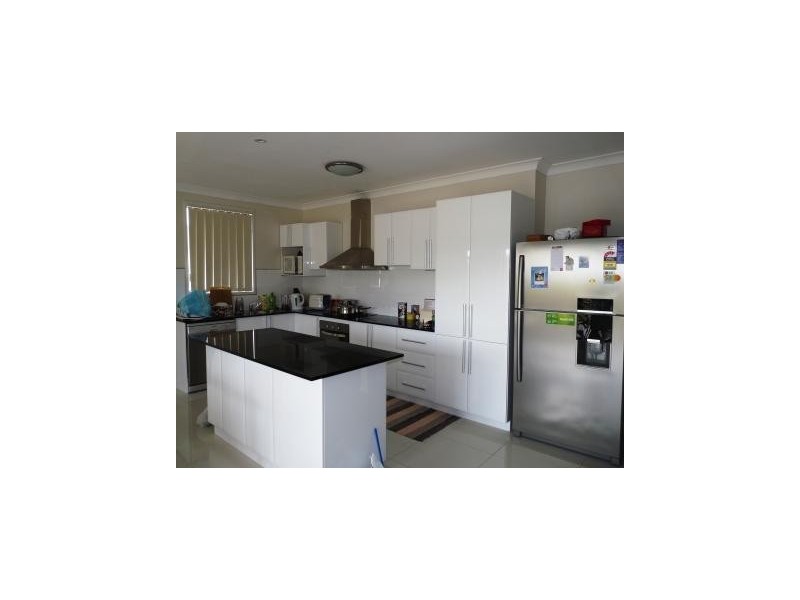 8 HEWETT DRIVE, Regency Downs QLD 4341