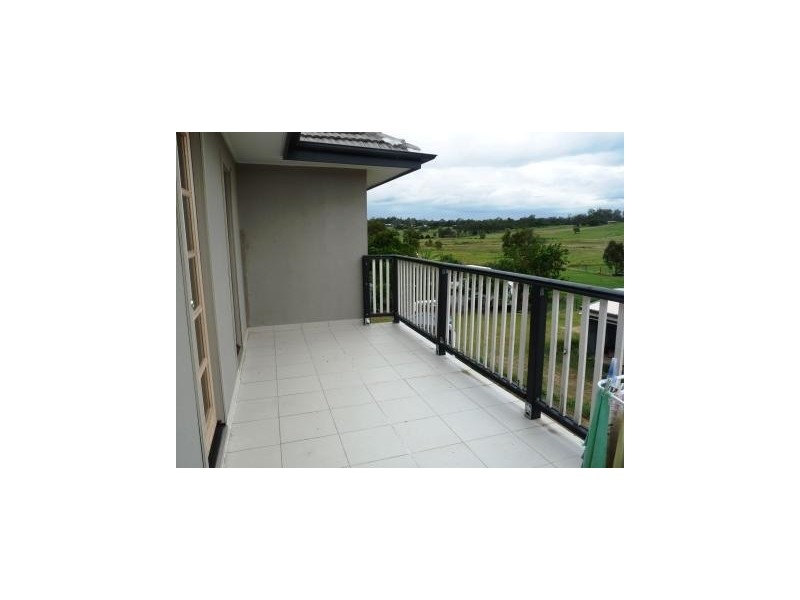 8 HEWETT DRIVE, Regency Downs QLD 4341