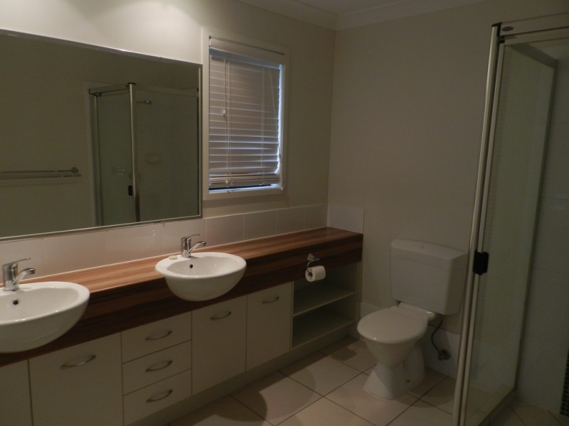 253 OLD TOOWOOMBA ROAD, Placid Hills QLD 4343