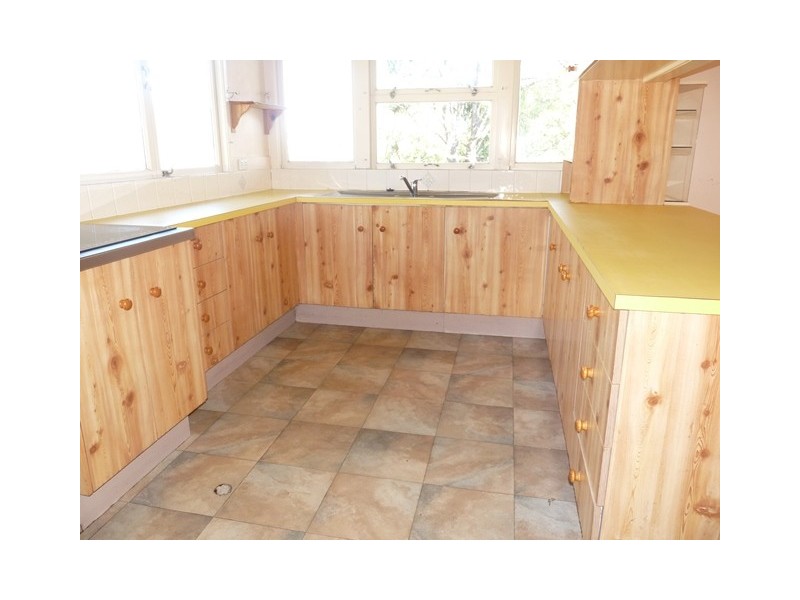 44 WHITTLE, Gatton QLD 4343