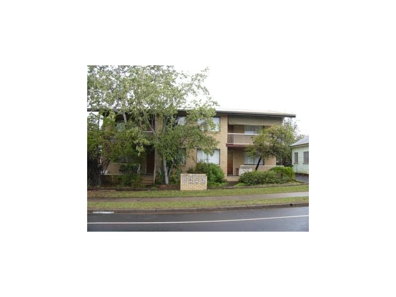 4/76  RAILWAY STREET, Gatton QLD 4343