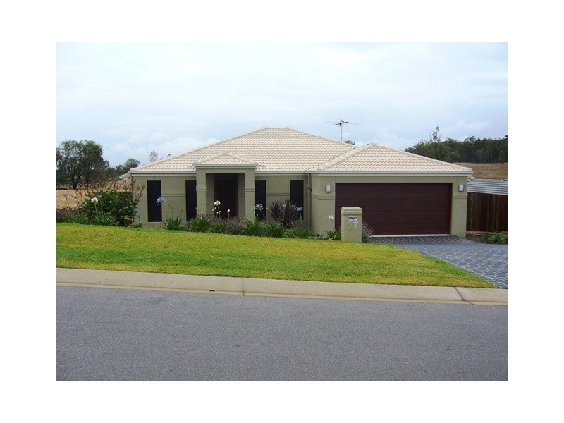 27 RAYMONT CRESCENT, Gatton QLD 4343