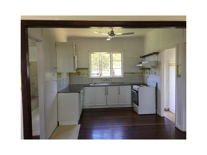 12 LOGAN STREET, Gatton QLD 4343