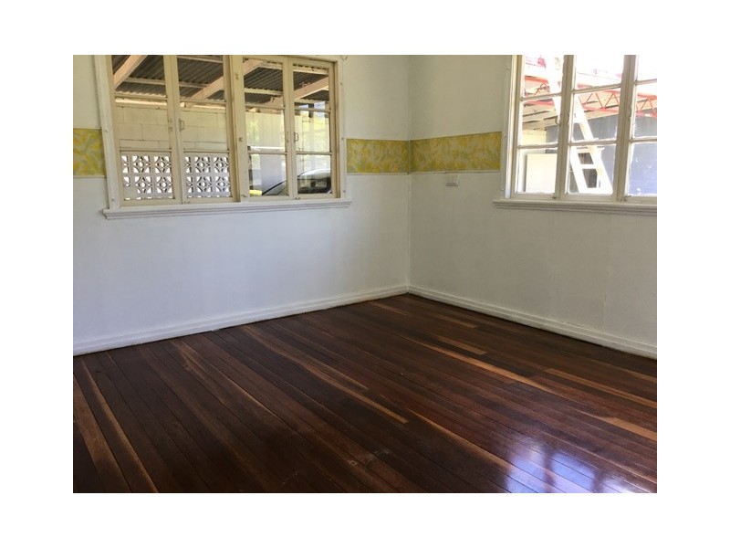 12 LOGAN STREET, Gatton QLD 4343