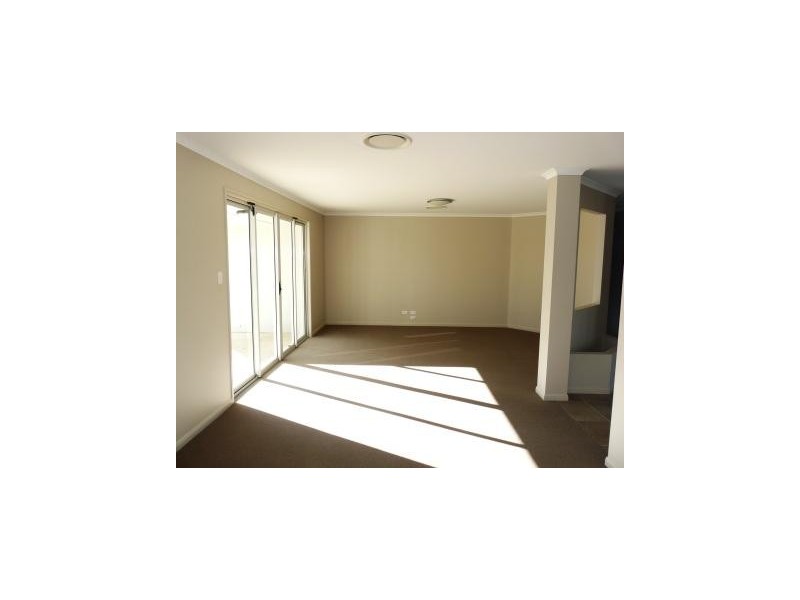 8 KURRAJONG ROAD, Gatton QLD 4343