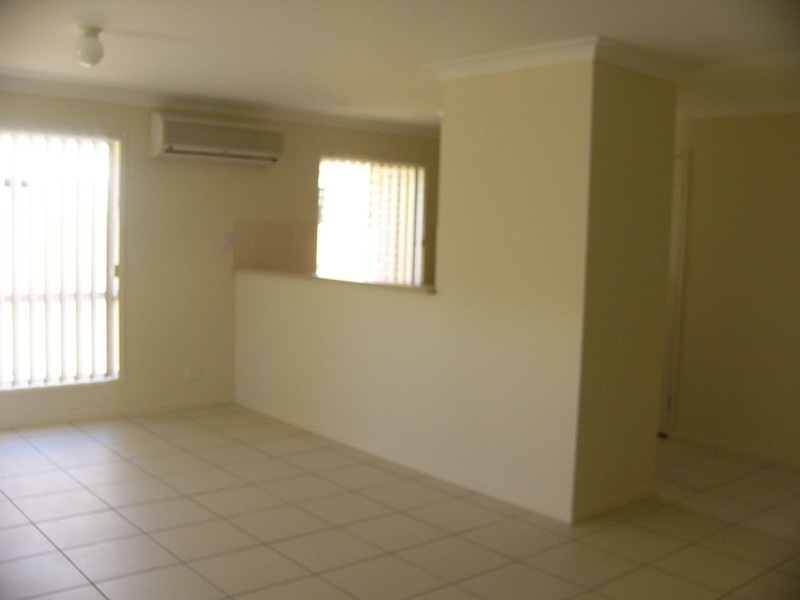6 KENNETH AVENUE, Laidley QLD 4341