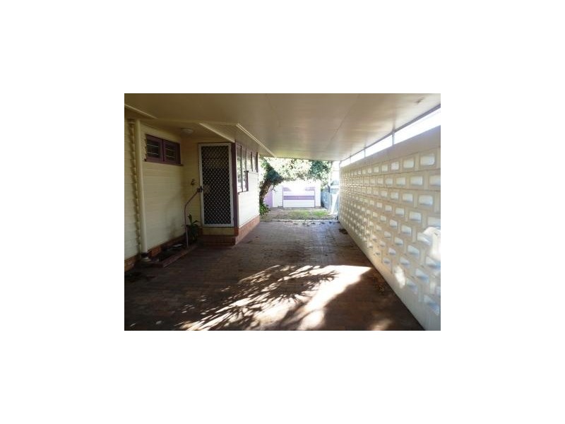 112 RAILWAY STREET, Gatton QLD 4343