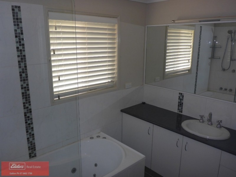 37 DAVIS CRESCENT, Gatton QLD 4343