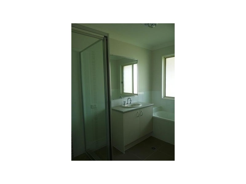 Kensington Grove QLD 4341