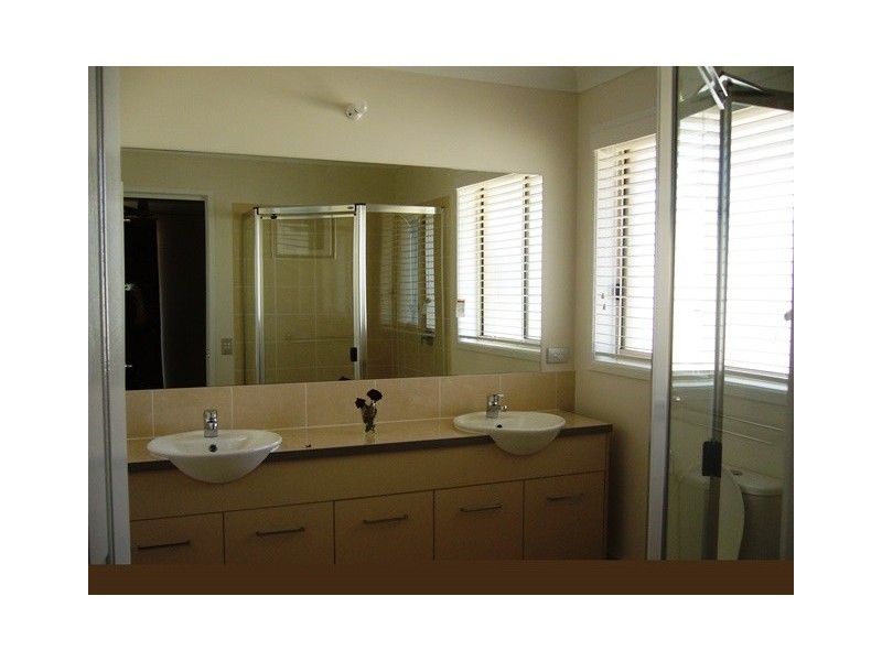 21 ANDREWS DRIVE, Gatton QLD 4343