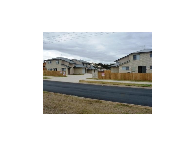 1/91 WOODLANDS ROAD, Gatton QLD 4343