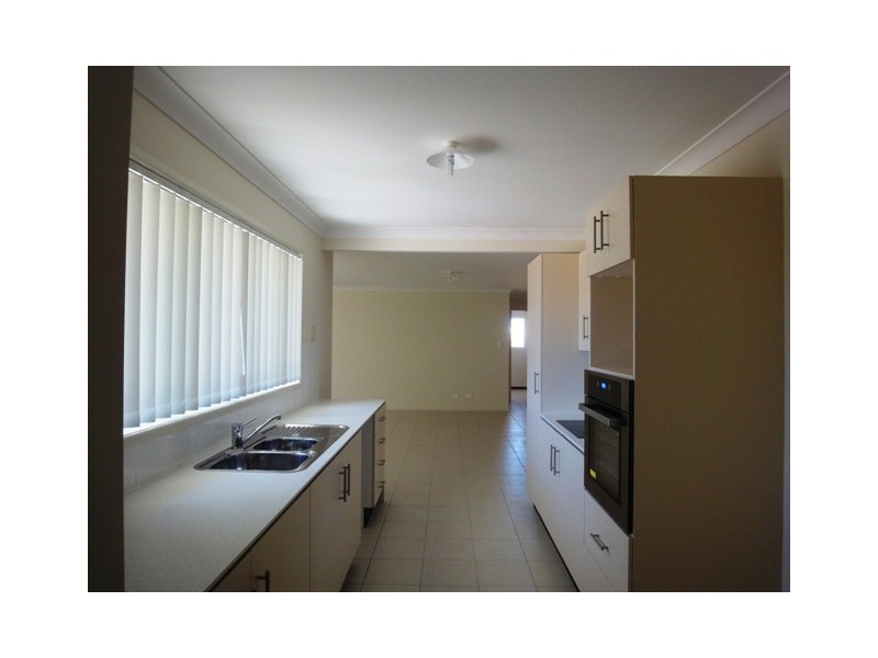 Adare QLD 4343