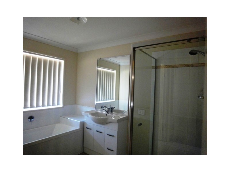 Adare QLD 4343