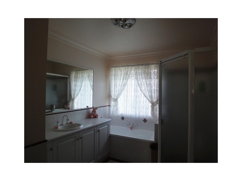 Lake Clarendon QLD 4343