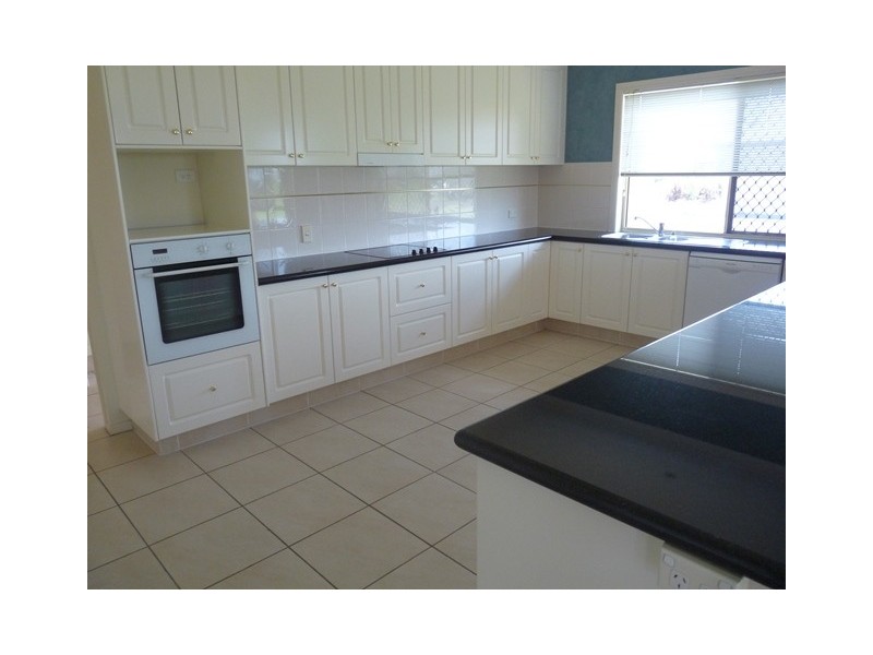13 PARKLEA DRIVE, Placid Hills QLD 4343