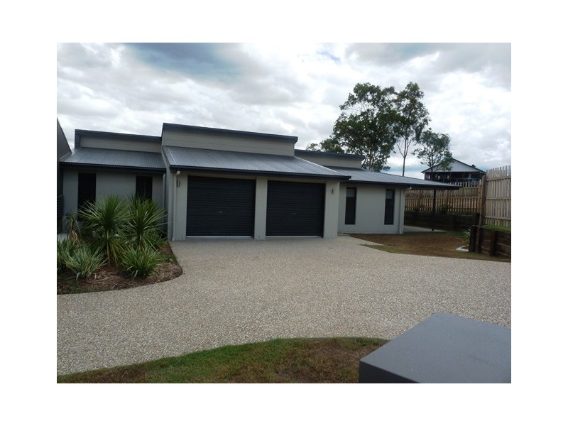 2/5 LERGESSNER, Gatton QLD 4343