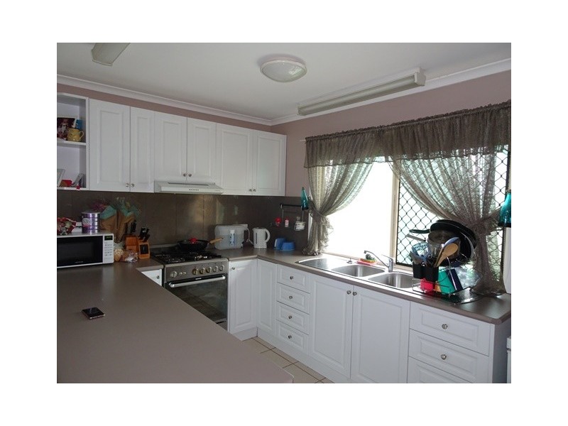 55 Cricket Road, Regency Downs QLD 4341