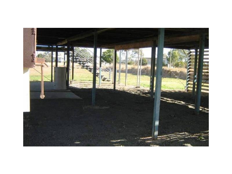 31 Roberts St, Forest Hill QLD 4342