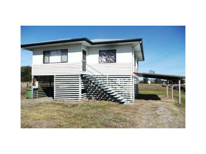 31 Roberts St, Forest Hill QLD 4342