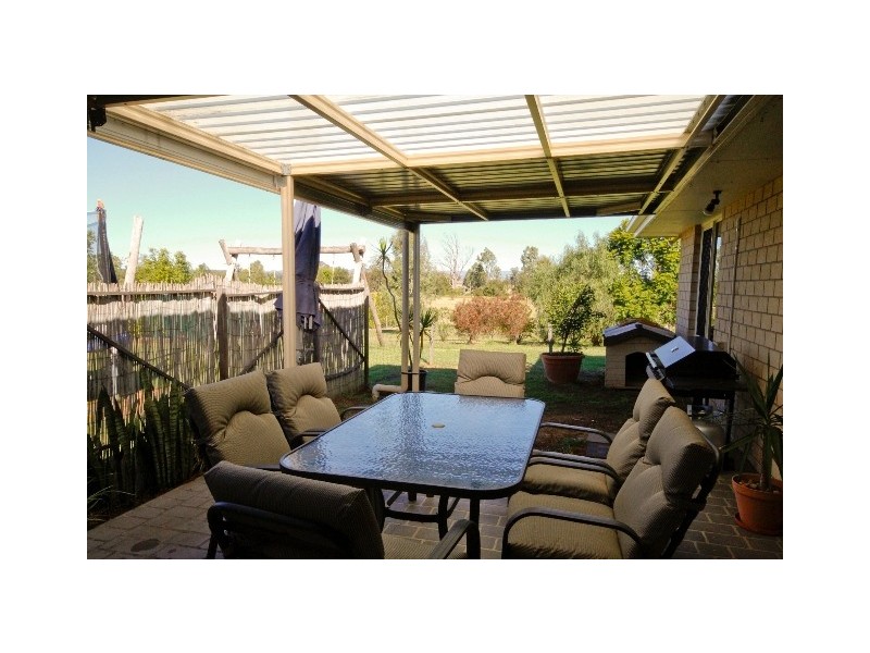 73 Parklea Drive, Placid Hills QLD 4343