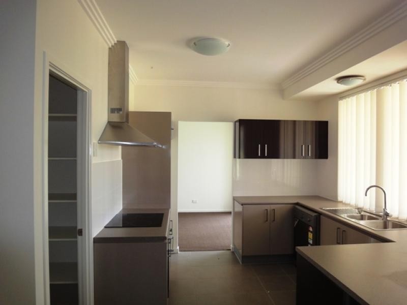 Adare QLD 4343