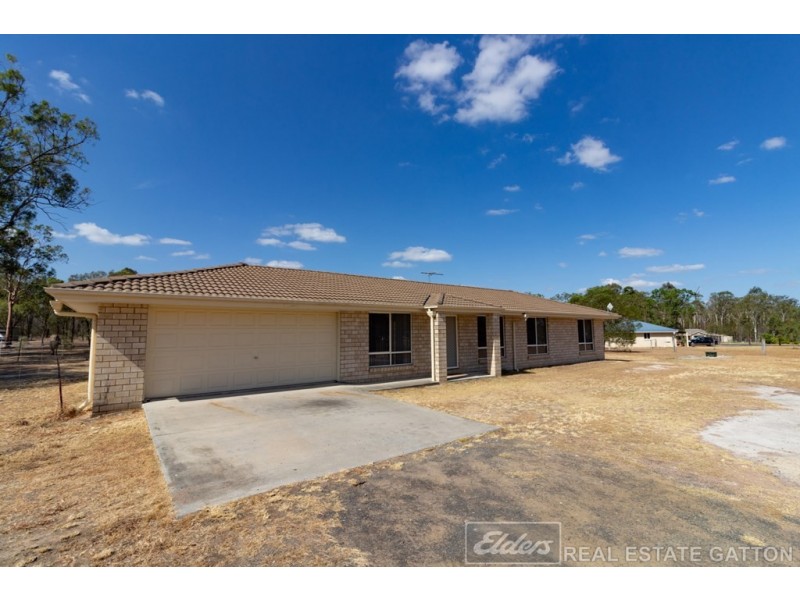 4 BROLGA WAY, Adare QLD 4343