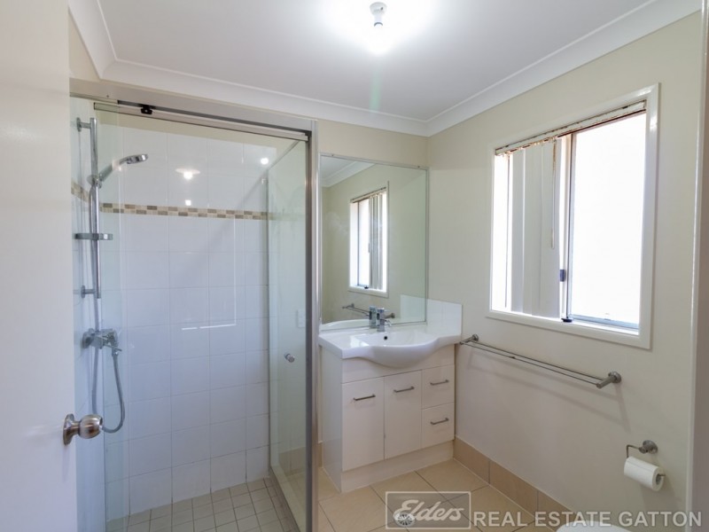 4 BROLGA WAY, Adare QLD 4343