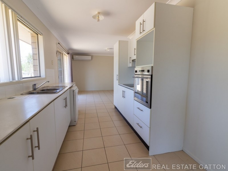 4 BROLGA WAY, Adare QLD 4343