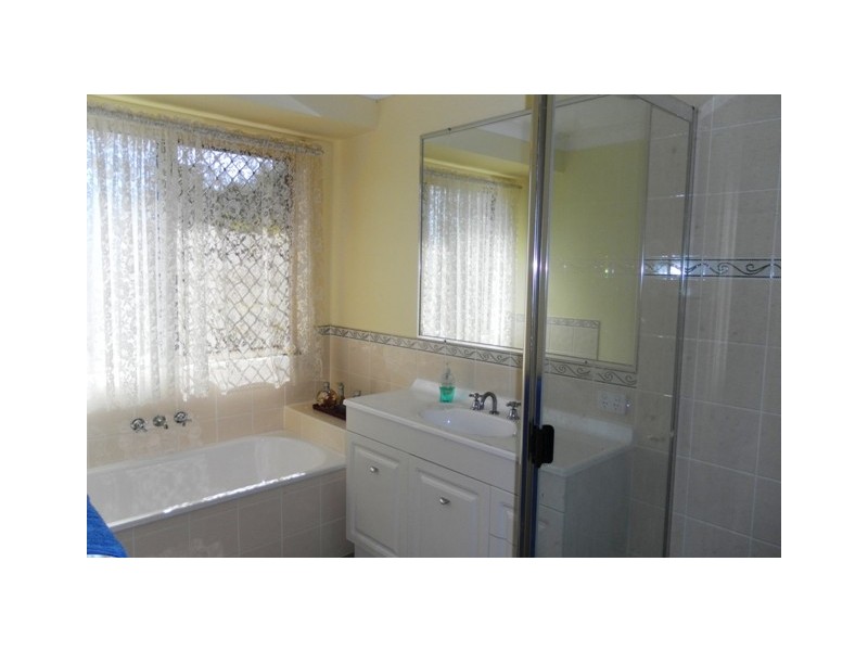 Kensington Grove QLD 4341