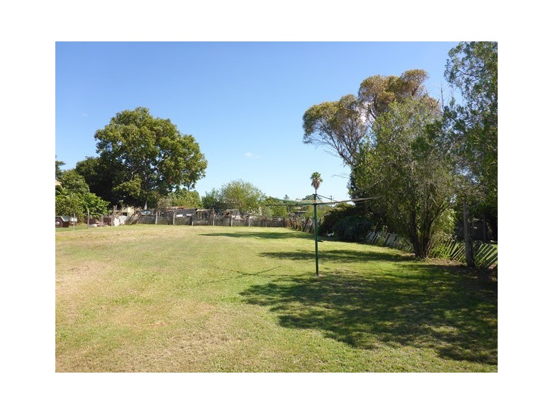 34 Victor Street, Grantham QLD 4347