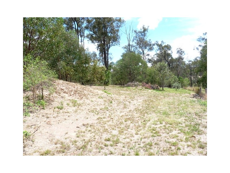 25 Bentley Drive, Regency Downs QLD 4341