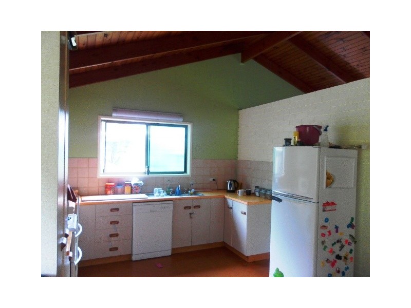 520 Dry Gully Road, Mount Whitestone QLD 4347