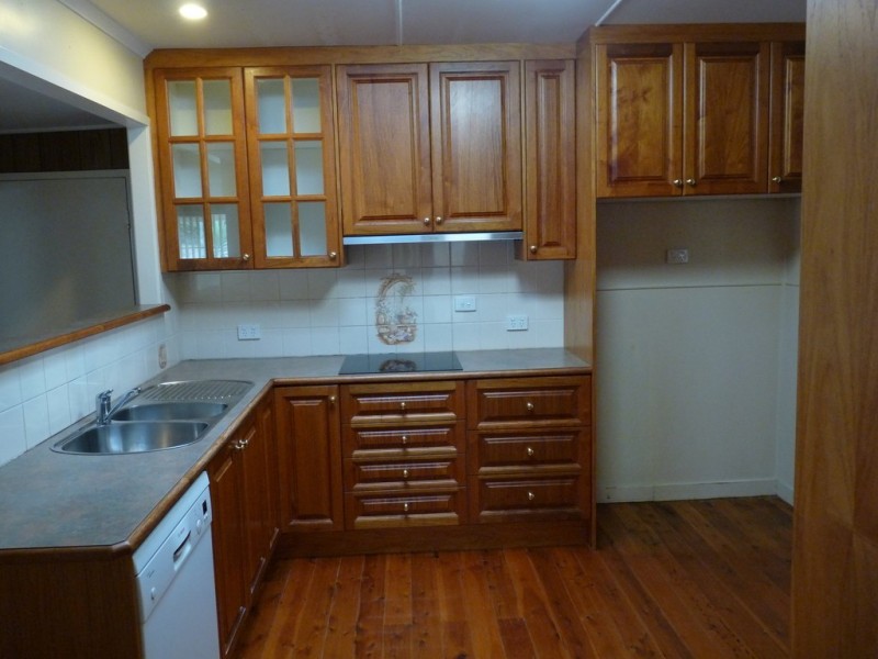 18 Spencer Street, Gatton QLD 4343