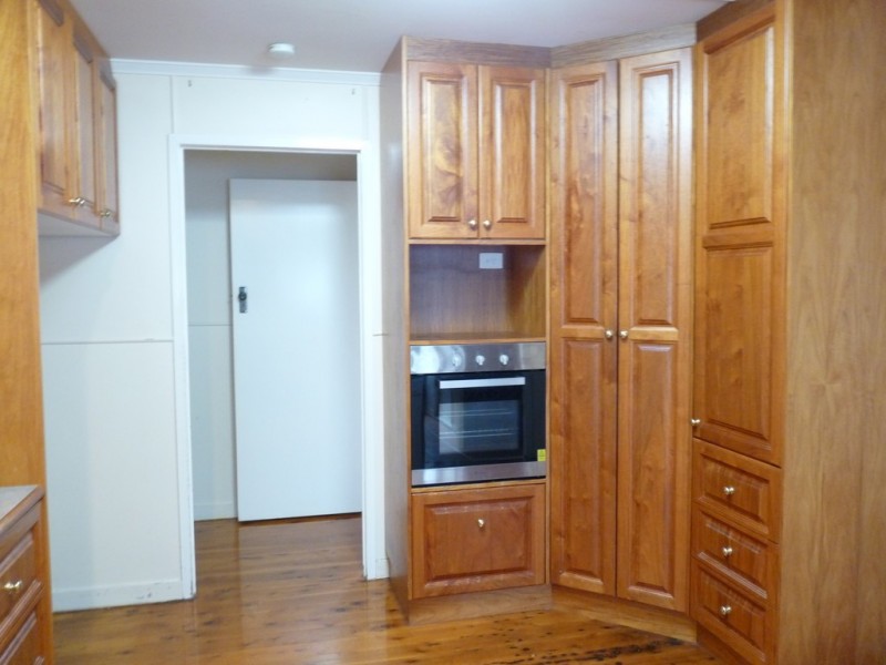 18 Spencer Street, Gatton QLD 4343