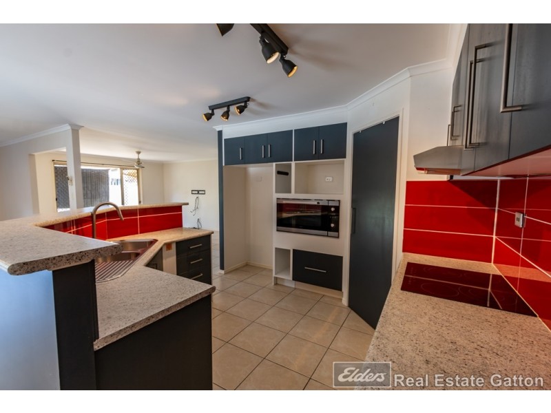 14 Andrews Drive, Gatton QLD 4343