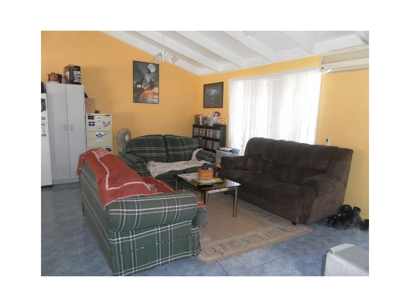 5 Banksia Court, Morton Vale QLD 4343