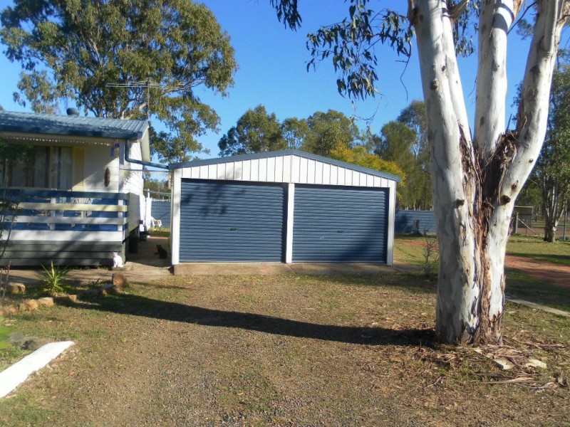 5 Banksia Court, Morton Vale QLD 4343