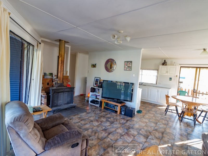 9 Qually Road, Lockyer Waters QLD 4311