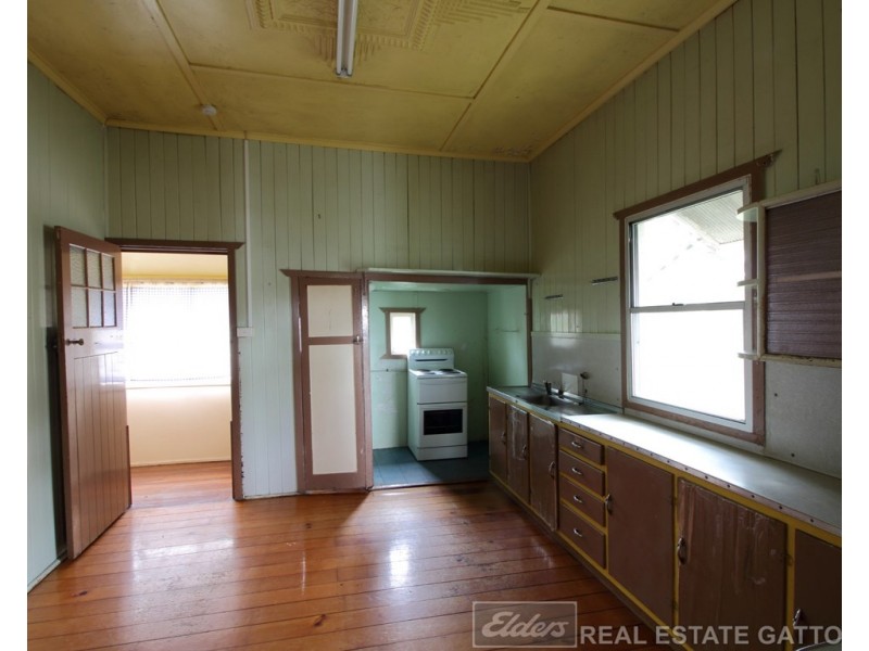 32 Allan Street, Gatton QLD 4343